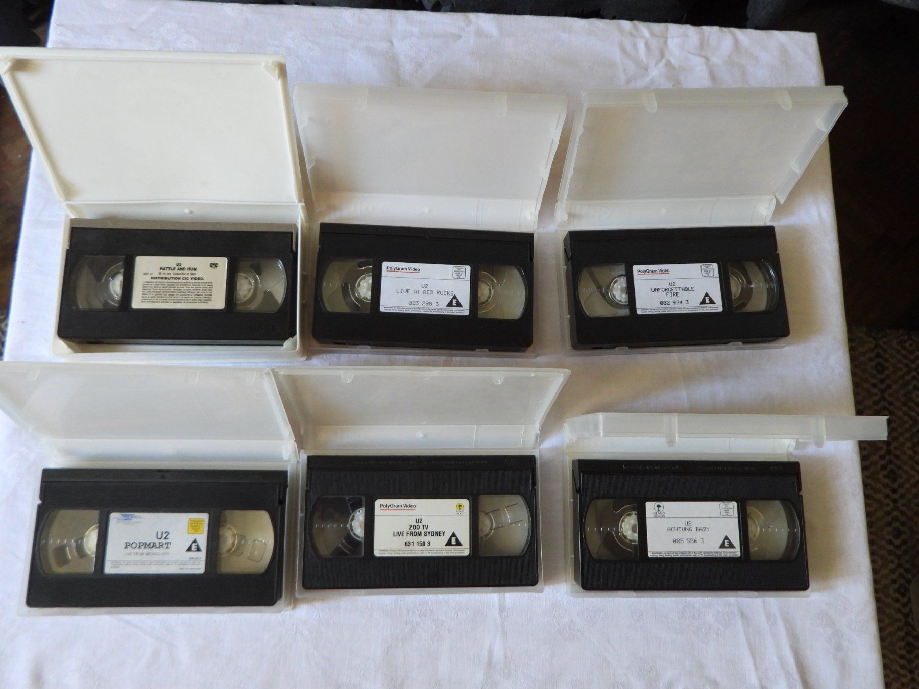 Tutti i VHS: U2 Sammlung Video Kassetten 6st – Usato da Tavannes venduto da jimananas 7