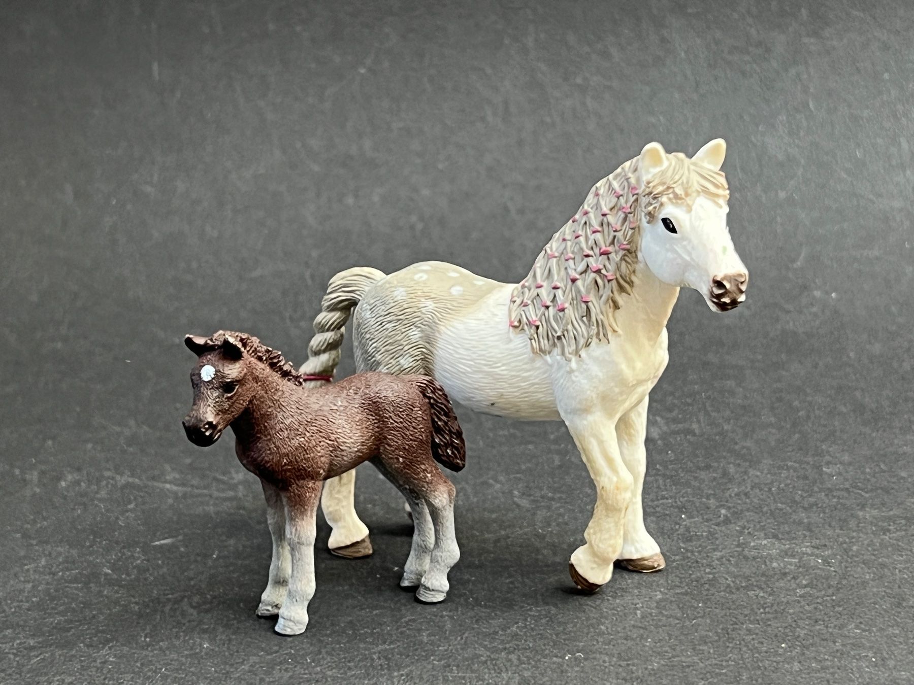 SCHLEICH 13872 - Welsh-Pony Stute | Detailgetreue Spielfigur Für Kinder Ab 3 Jahren