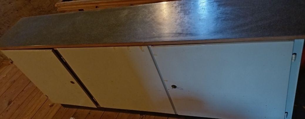 Schränke: Vintage Sideboard, Küchenschrank Retro – Gebraucht aus Flaach von ker_6ml7 2