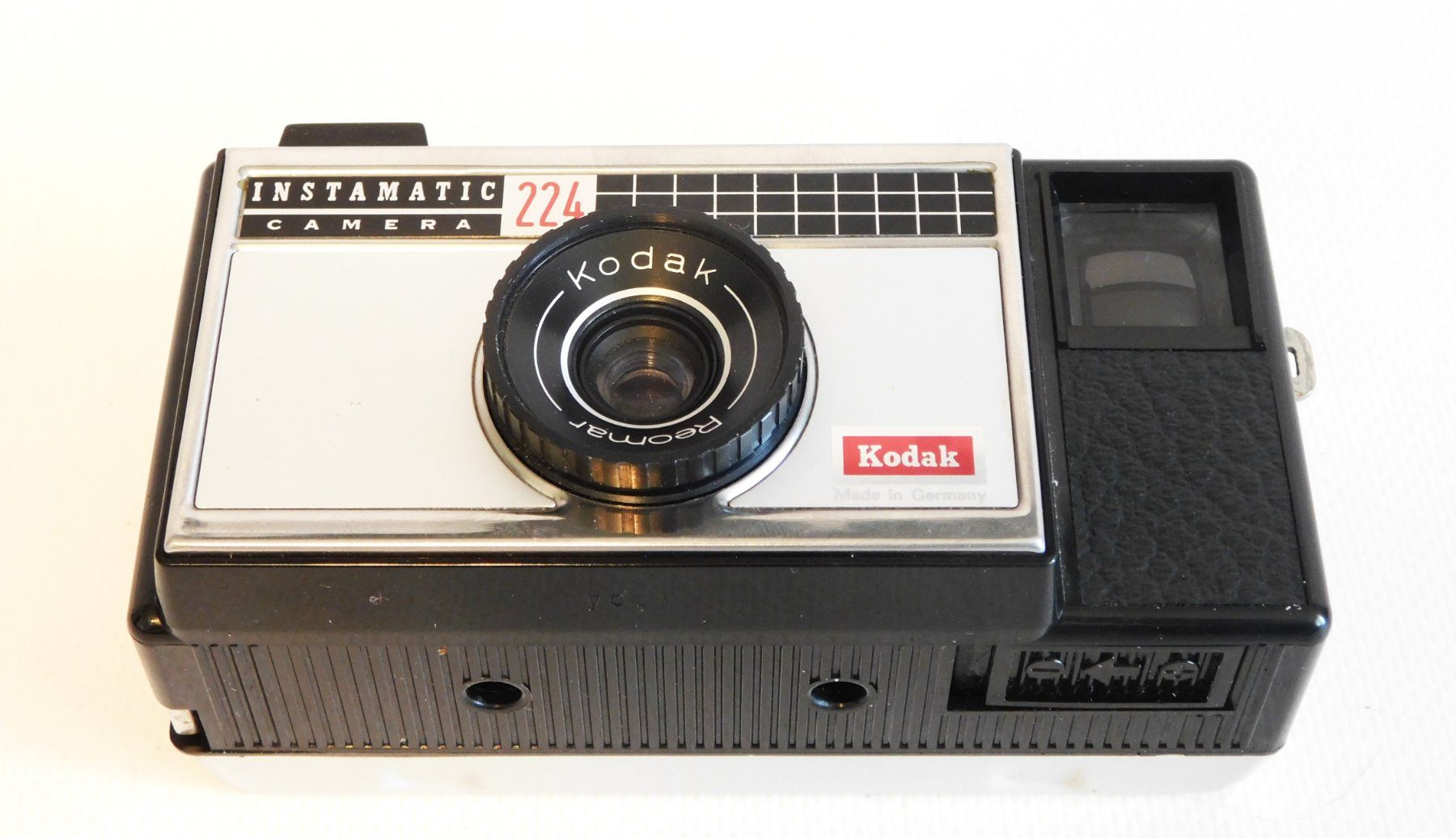 Kodak Fotocamera: Kodak Instamatic 224 1965er – Usato da Emmenbrücke venduto da Ulisse-22 1