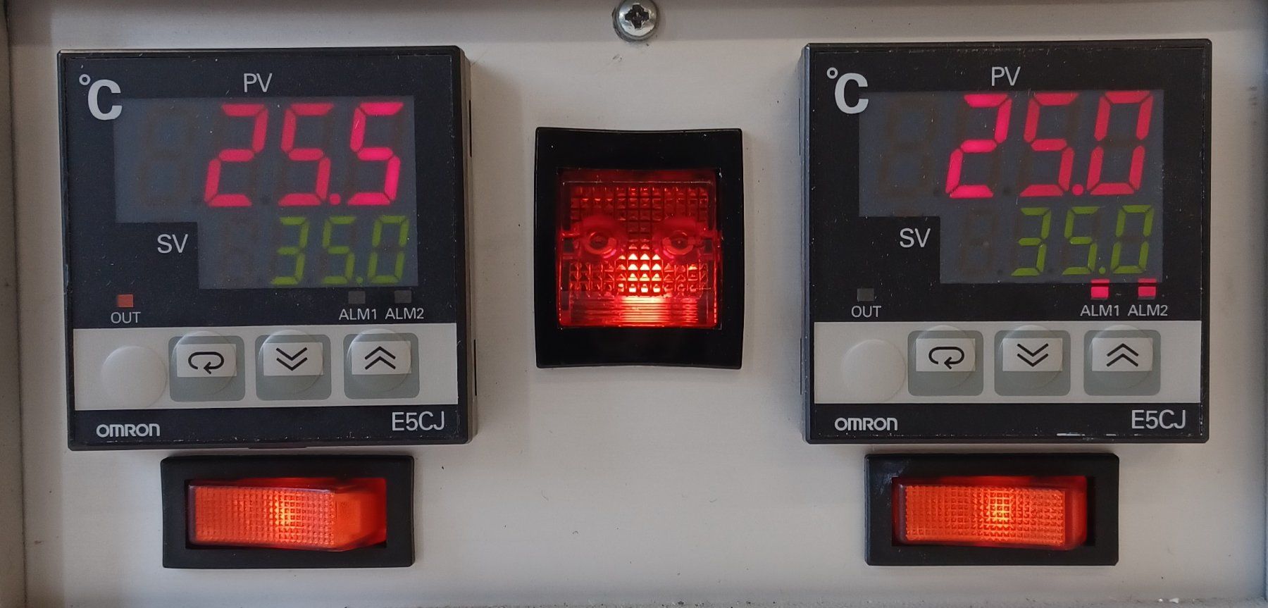 Laborzubehör: Temperature controller – Defekt aus Niederdorf von LeptonAG_Labor 7