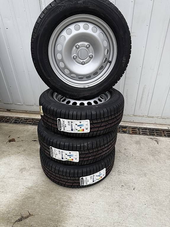Pneumatici & Ruote complete: NEUE Winterräder Caddy – Usato da Arbon venduto da Punt_31