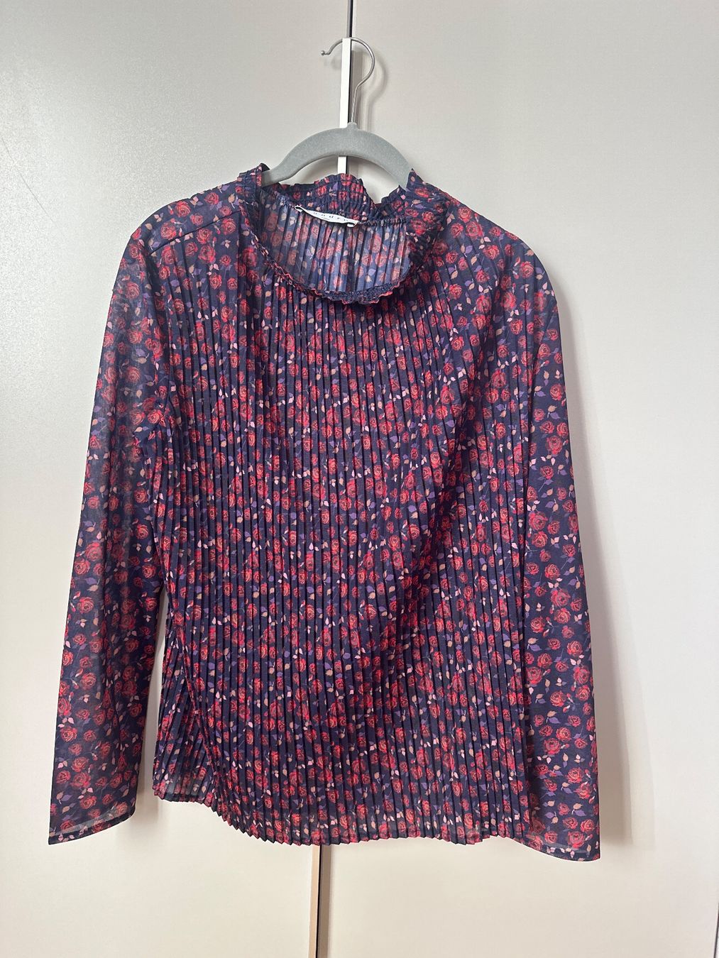 Sandro Camicette: Bluse Sandro Paris – Usato da Fribourg venduto da samsam04