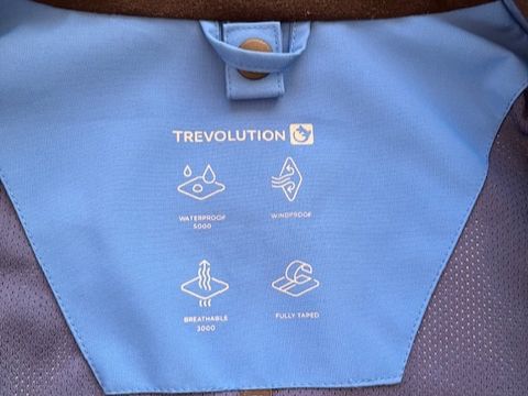 Vestes & Manteaux: Veste Trevolution – D'occasion à Vouvry par Xbisous 3