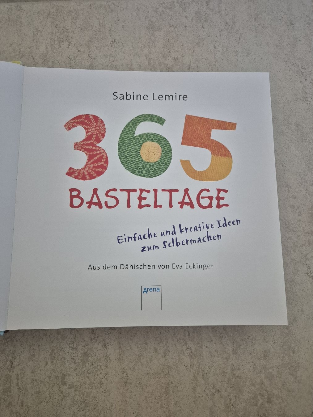 Libri: Bastelbuch 365 Basteltage – Usato da Illnau venduto da Schnemi 1