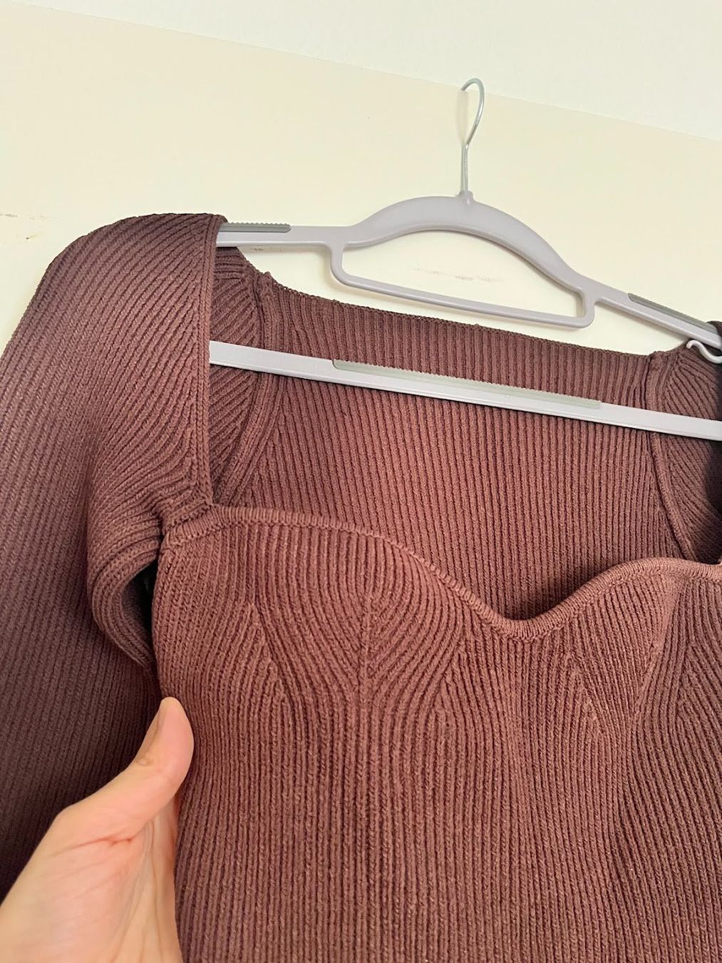Top: Pixie Market Bustier-Stricktop in Schokobraun – Usato da Kilchberg ZH venduto da sentiera 6