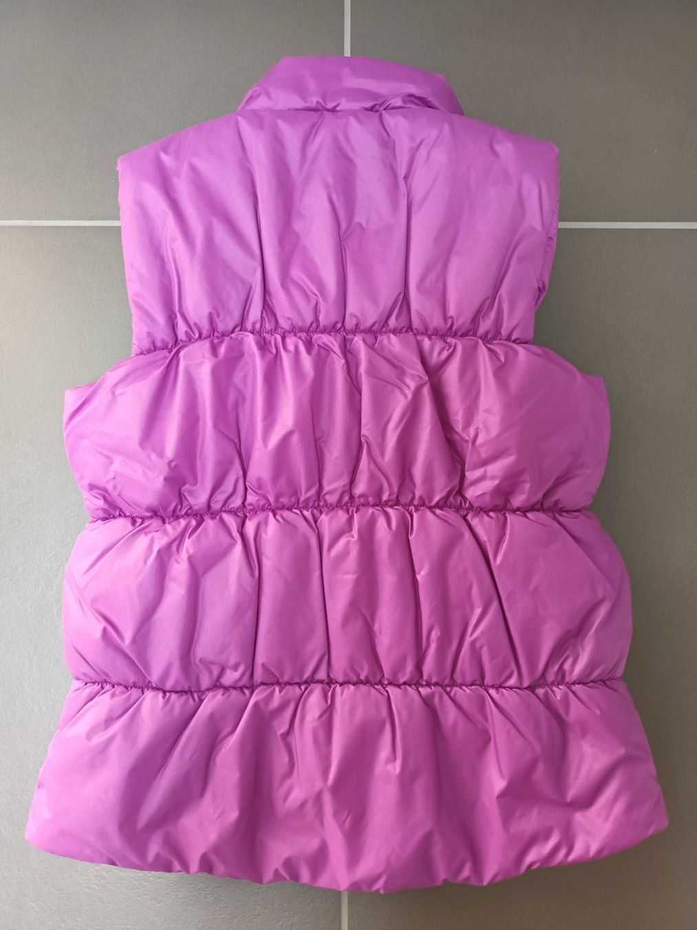 Altro abbigliamento per bambina: Gilet violett Gr. 140 – Usato da Ried-Muotathal venduto da lufo 1