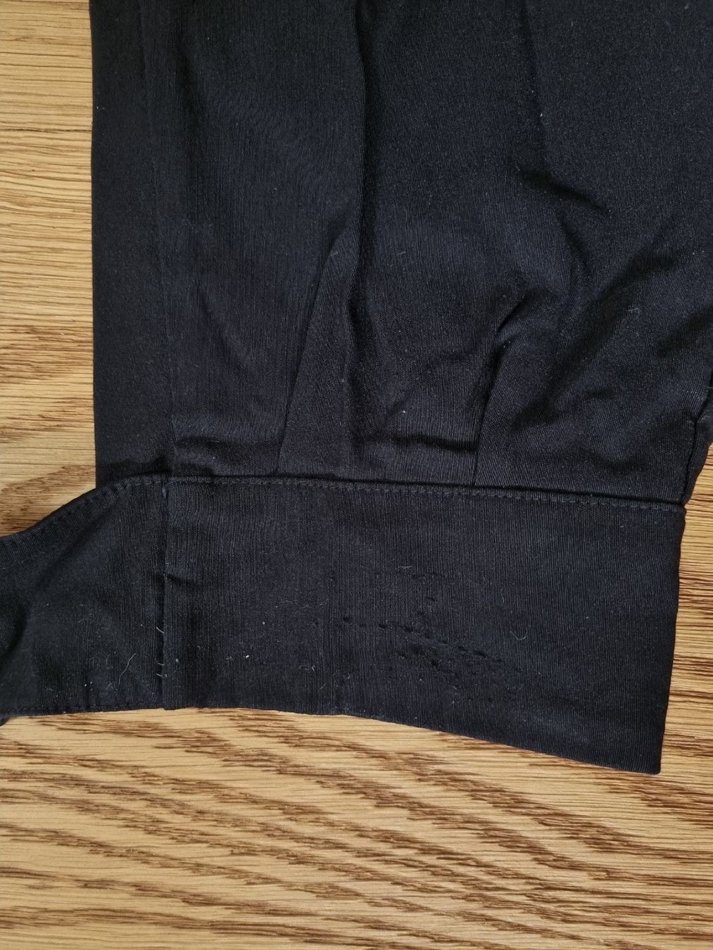 Pesoclo Pantaloni: Peso Cargo Jogger Gr. M – Usato da Turbenthal venduto da Julicardo 3