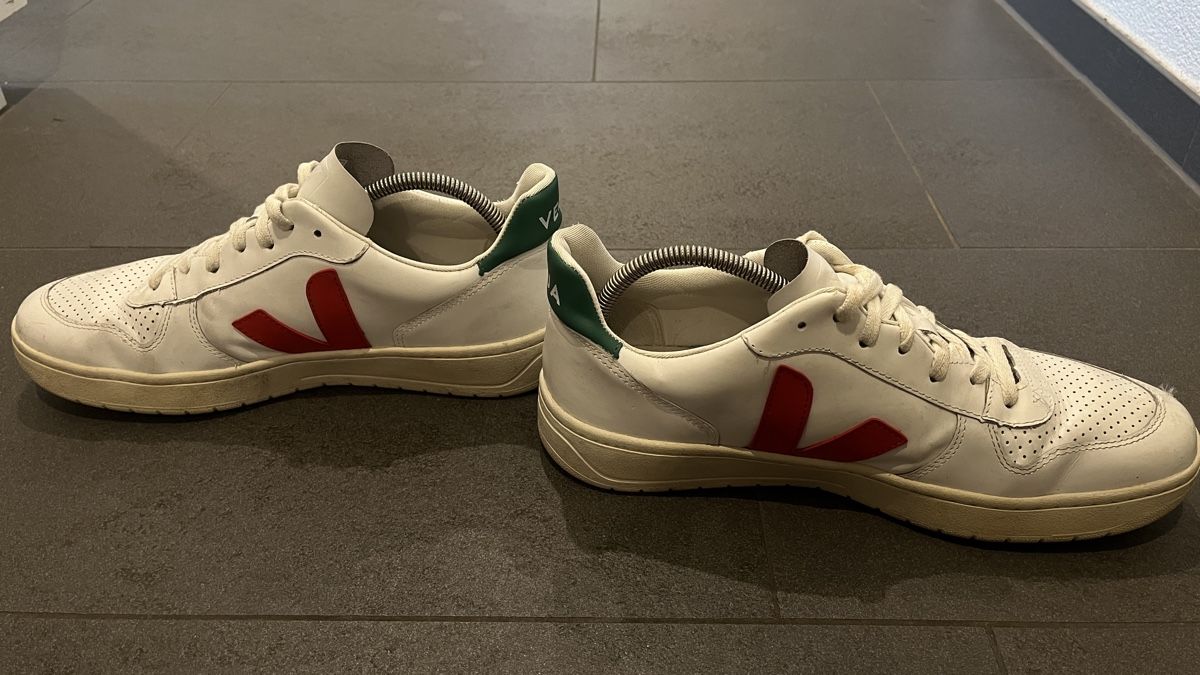 Veja Scarpe da uomo: Veja V-10 Sneaker Gr. 45 – Usato da Aeschi b. Spiez venduto da lou_d5wc 3