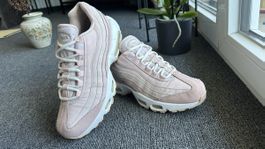 Nike Air Max 95 femme taille 39 rose