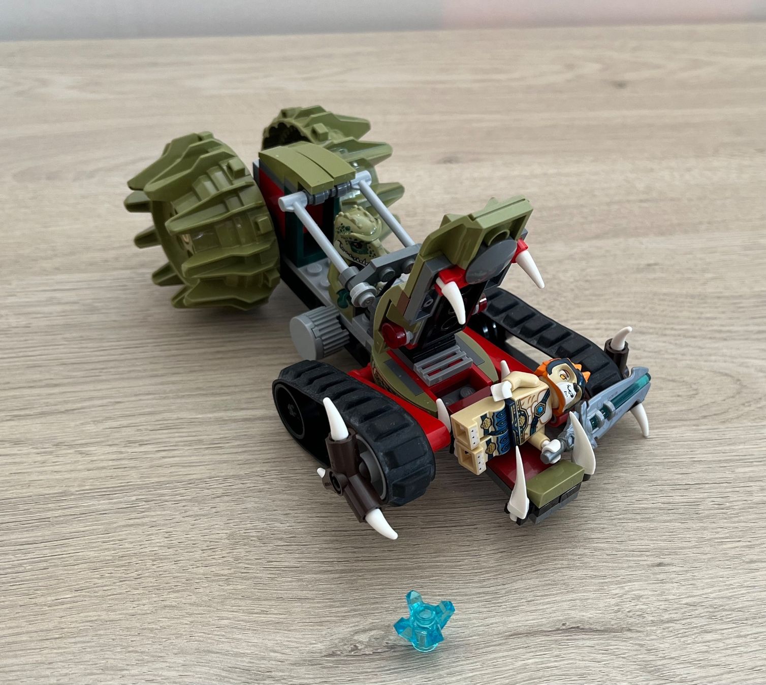 Lego Kit di costruzioni: Légo 70001 "Crawley's Claw Ripper" de 2013 – Usato da Courgenay venduto da Kolfree