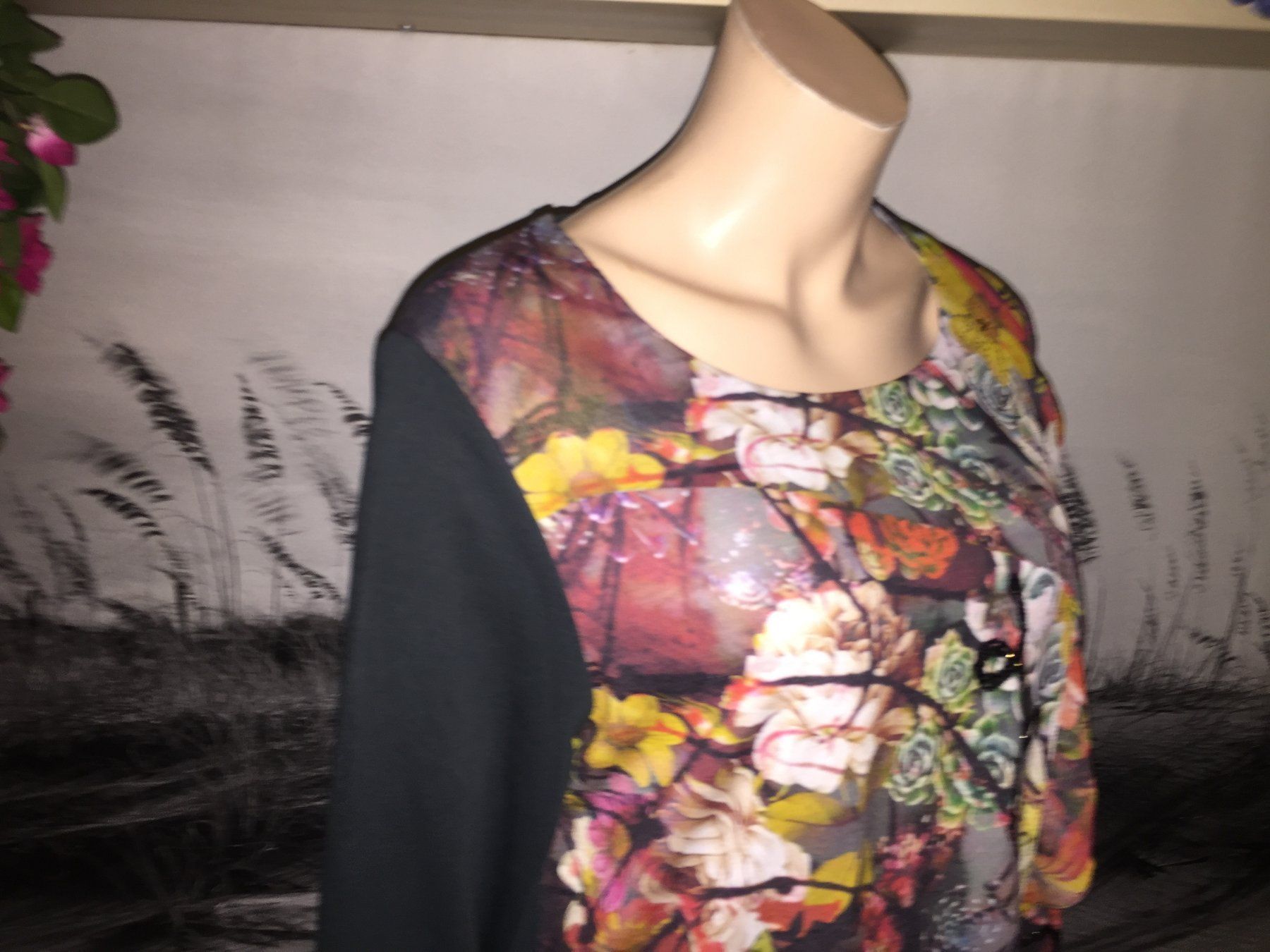 Pullover & Sweatshirts: Pull BAGORAZ    Taille / Grosse XL (5) – Gebraucht aus Cossonay-ville von Super-Price-Quality 5
