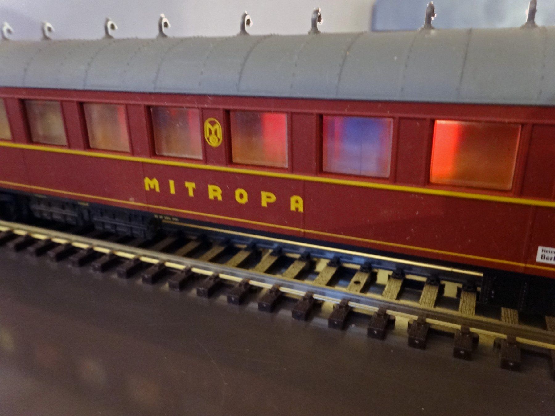 Mitropa Modelleisenbahnen: Sehr schöner Mitropa Wagen H0 – Gebraucht aus Zürich von chris1960 3