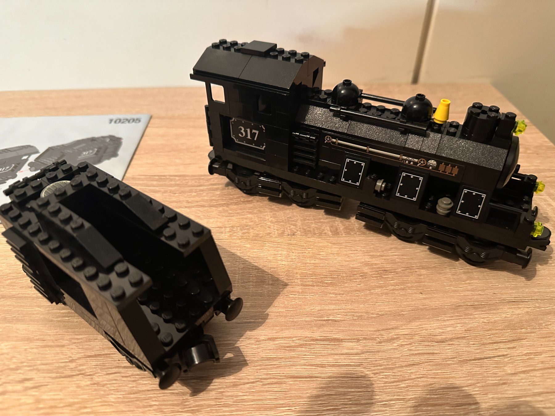 Lego Kit di costruzioni: LEGO 10205 Locomotive – Usato da Basel venduto da Don-Angel 7