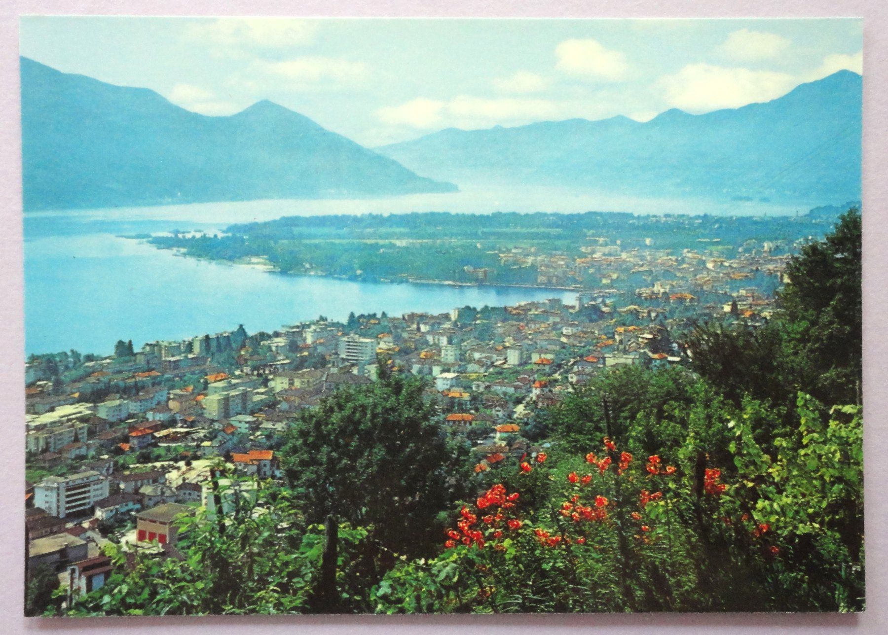 Ansichtskarten: Locarno - Veduta generale e Lago Maggiore – Gebraucht aus Fétigny von Billy2miny