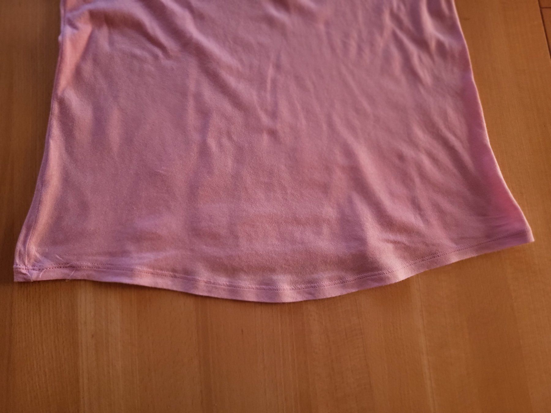 Benetton Blusen, T-Shirts & Tops: Benetton T - Shirt Gr. 134/140 – Gebraucht aus Dürrenäsch von DanaW01 9