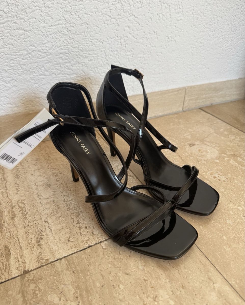 Scarpe da donna: Schwarze high heels – Nuovo e nell'imballaggio originale da Spreitenbach venduto da mar_7f8c