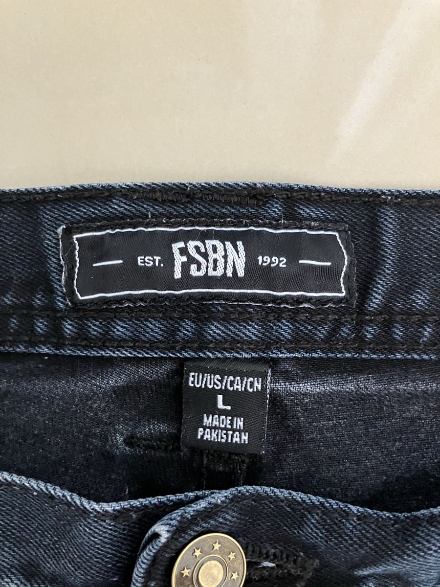 Jeans: Herrenshorts FSBN – Usato da Emmenbrücke venduto da nne_hm9j 1