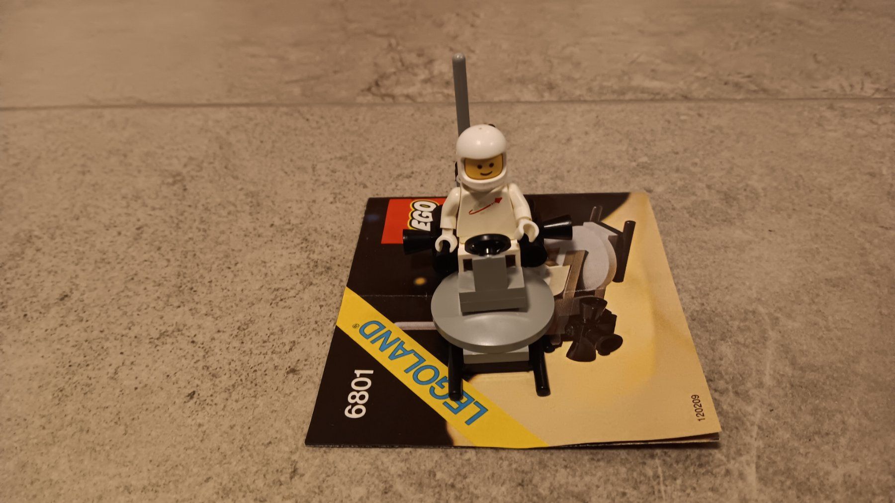 Lego Giocattoli: LEGO SPACE 1981 - Space scooter - 6801 – Usato da COLLOMBEY venduto da Lego80s 1