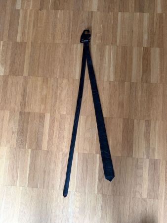 Kravatte aus Leder