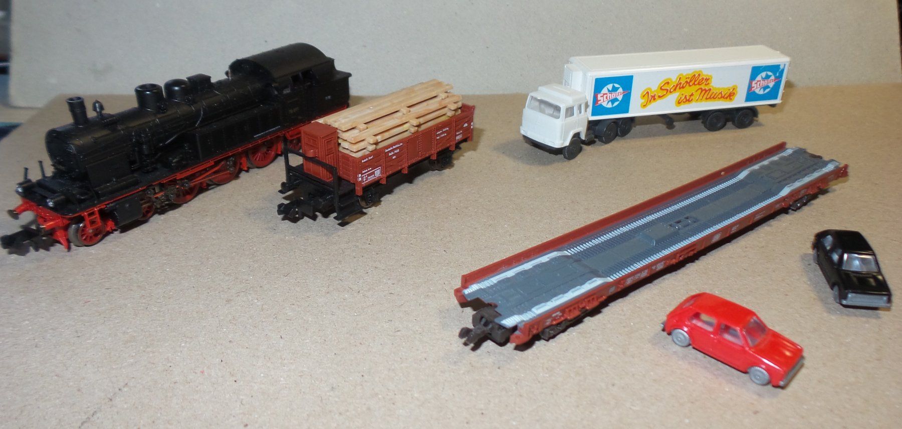 Fleischmann Modellini di ferrovie: Locomotive Fleischmann N 7075 + 2 wagons – Usato da Bulle venduto da Rockandtoys 3
