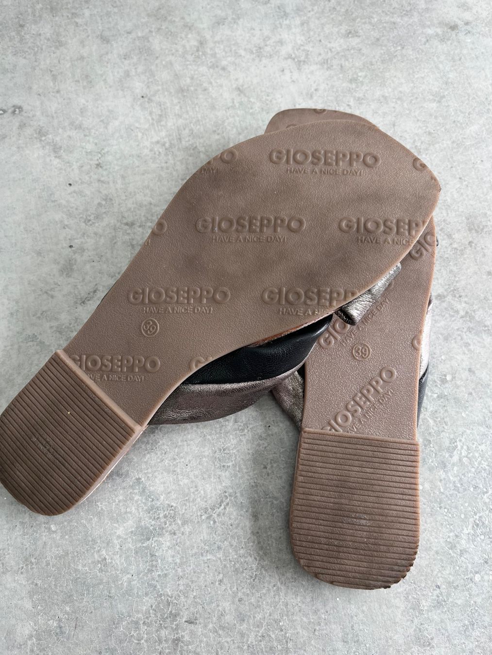 Scarpe da donna: GIOSEPPO Sandalen echt Leder Gr. 39 - CHF 65.90 – Nuovo (secondo la descrizione) da Zollikofen venduto da spunk65 5