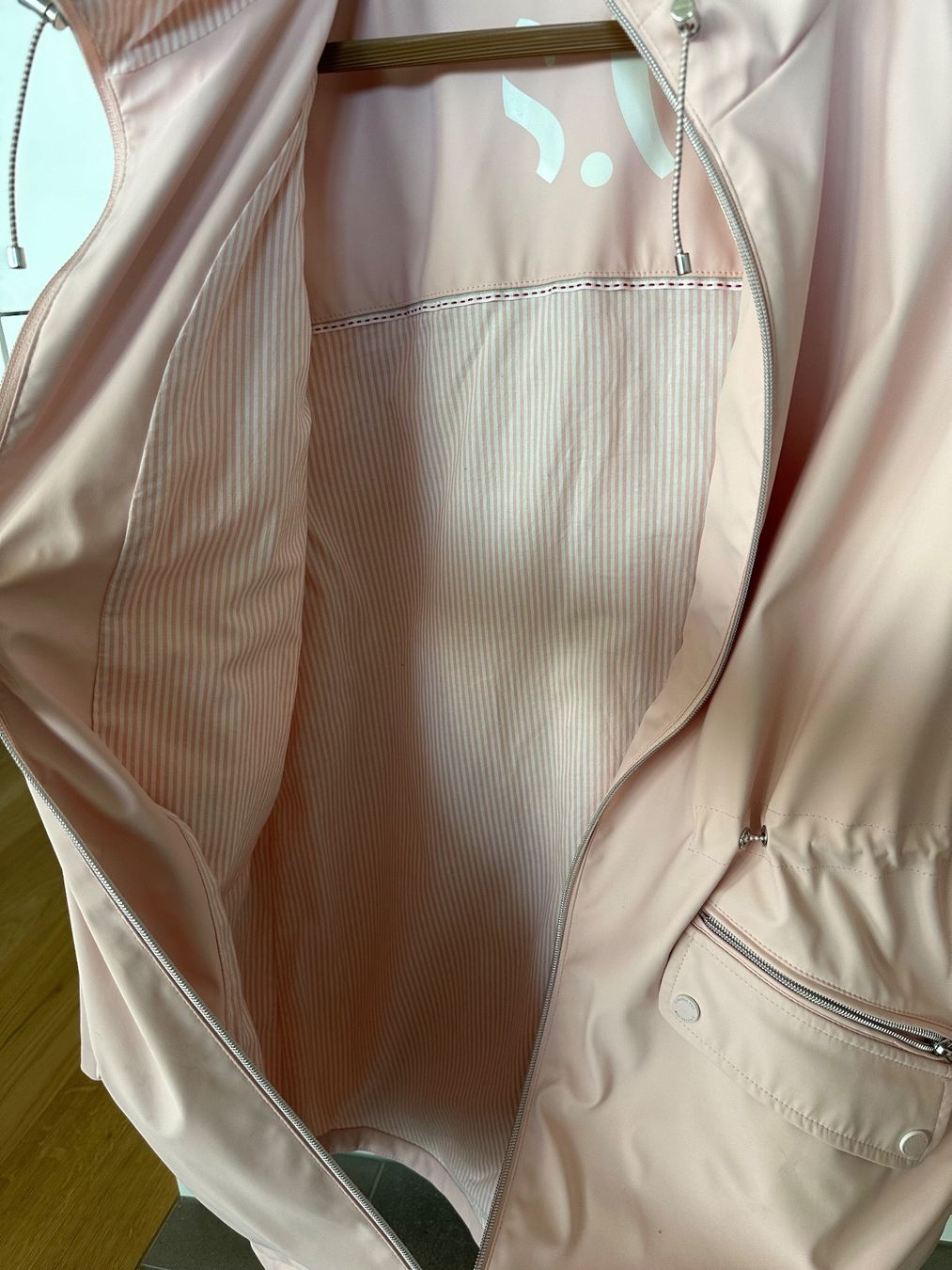 Mäntel: Raincoat (Rainjacket) – Gebraucht aus Rickenbach b. Wil von iah_pg6d 2