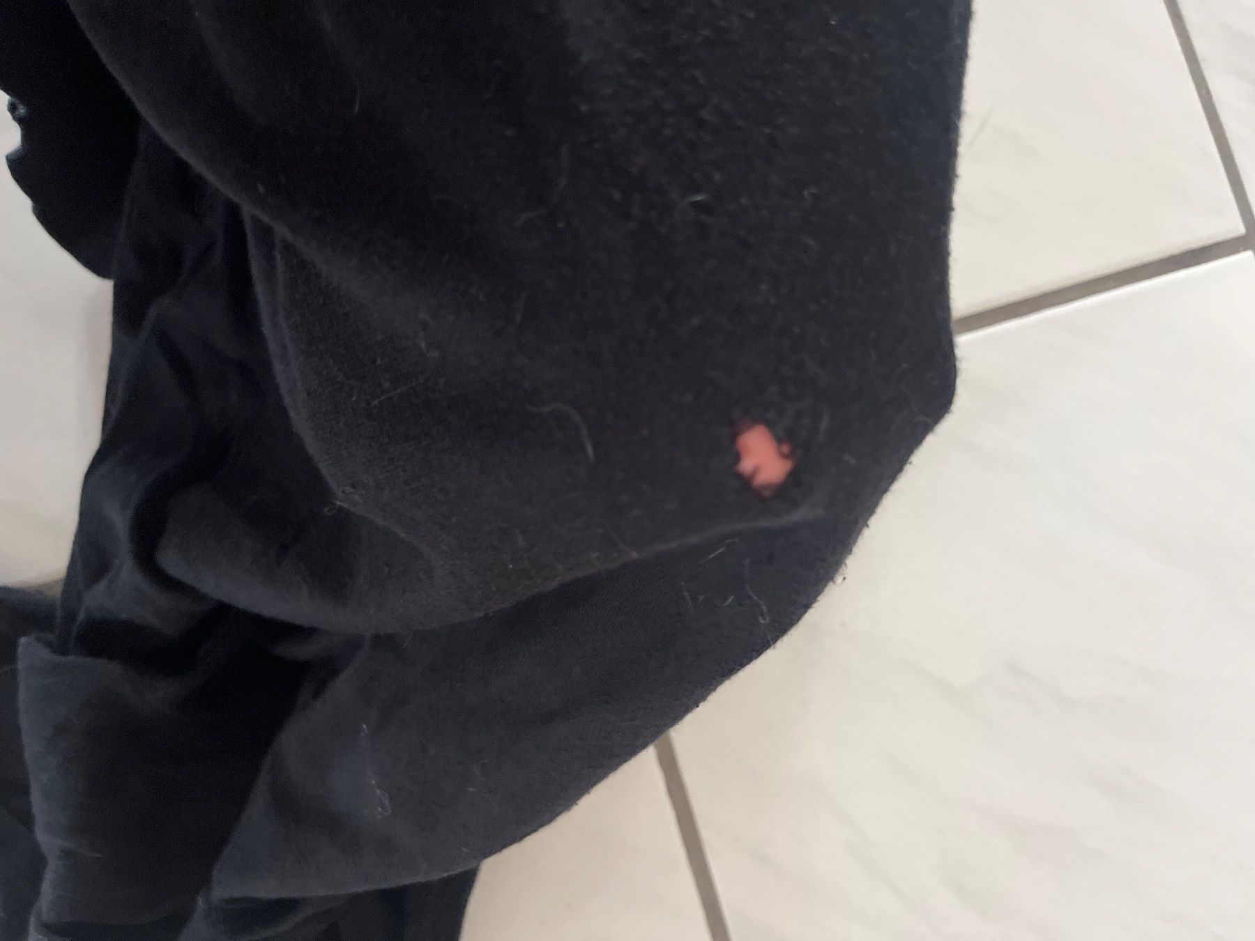 Maglioni & Felpe: Trussardi Pullover Schwarz Grösse M Defekt – Difettoso da Chiasso venduto da AzenYa 3