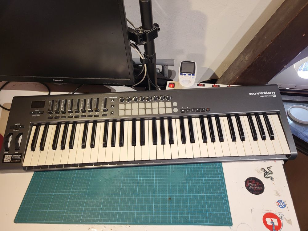 Clavier maître Novation Launchkey 61 touches (Neu (gemäss Beschreibung ...
