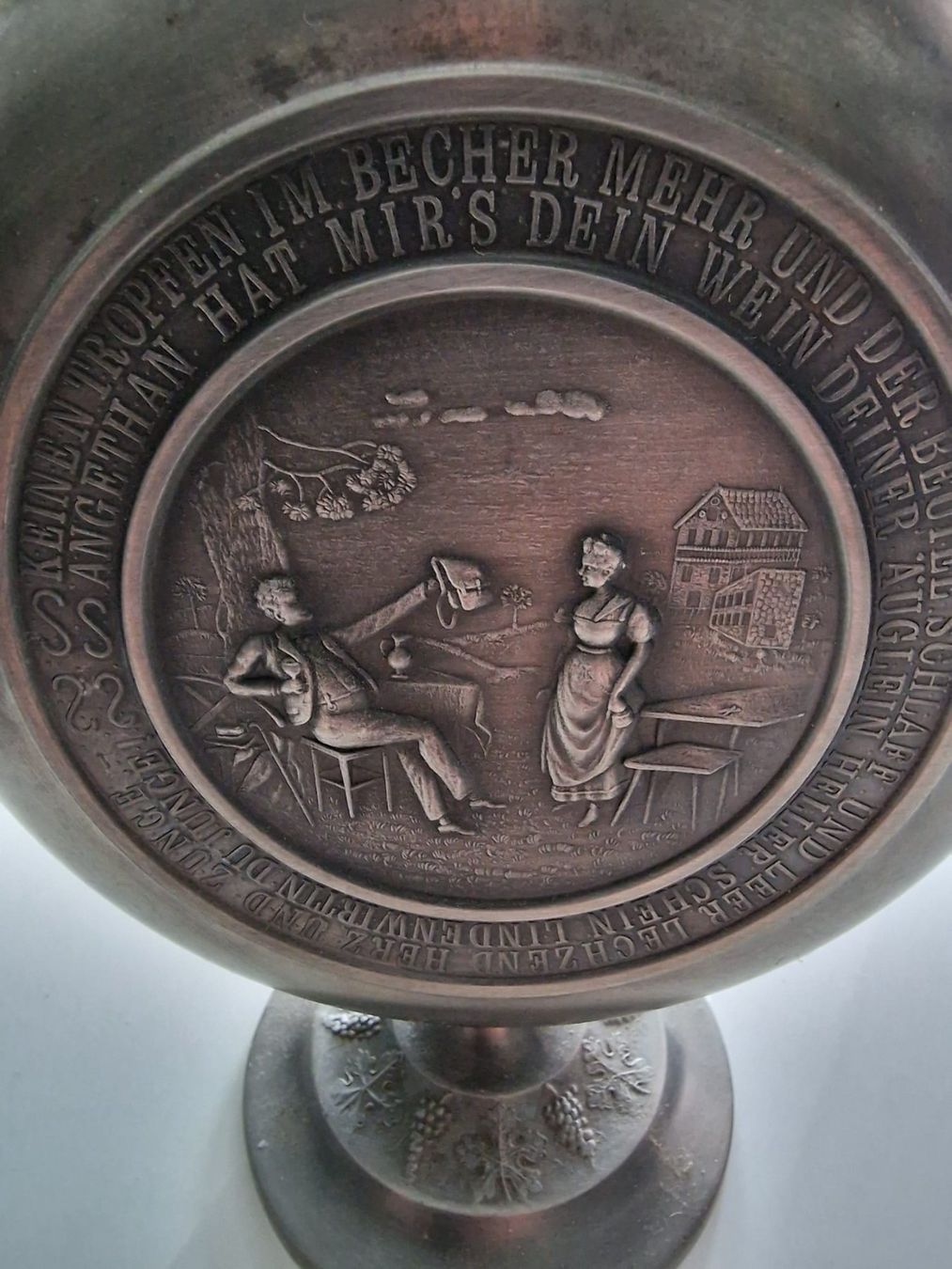 Tutte le decorazioni: Alte Zinnflasche mit Kette – Usato da St. Gallen venduto da coral191 1