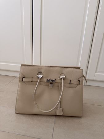 Elena Daga Leather Tote Bag