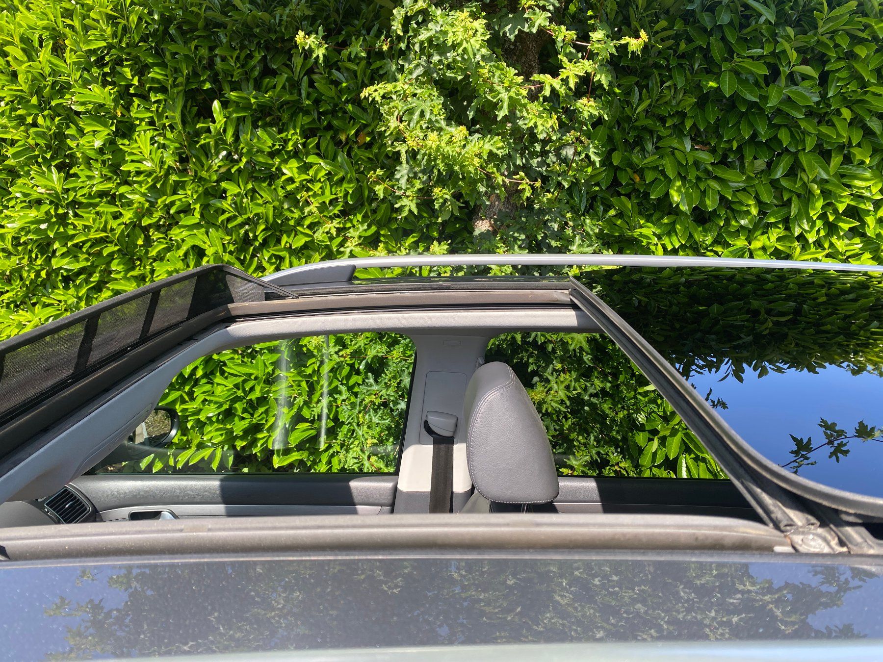 VW Autos: VW Touran Cross Touran – Gebraucht aus dübendorf von Juegeswiss 9