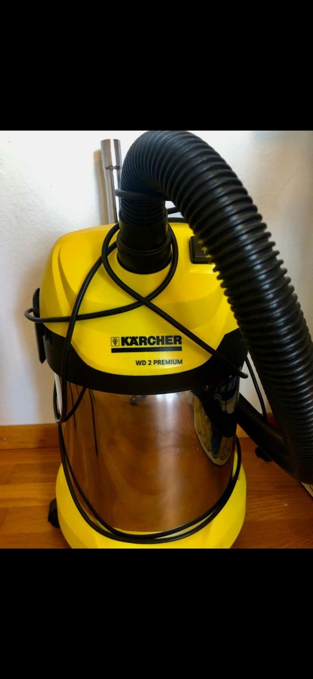 Kärcher Staubsauger & Zubehör: Kärcher wd 2 premium – Gebraucht aus Zürich von Dario5