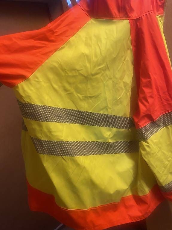Altri Accessori: Vêtement phosphorescent – Usato da Vevey venduto da Raymonde_J