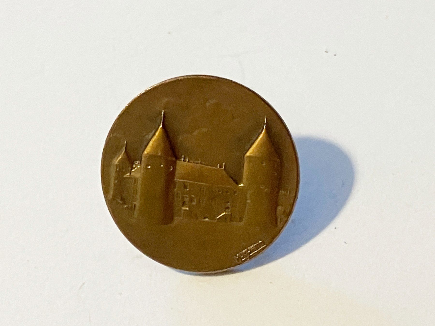 Plaketten & Abzeichen: 1 Pin Schloss Thun – Gebraucht aus Basel von djwwpp