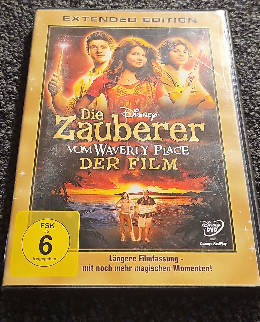 Tutti i DVDs: Die Zauberer vom Waverly Place(20786) – Usato da Ruswil venduto da jan_bxl5
