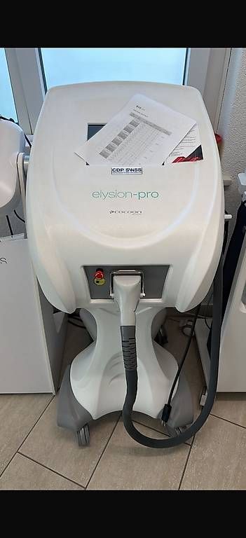 Epilatori: Elysion Pro Diodenlaser | Haarentfernung | Profi Gerät – Usato da Dättwil AG venduto da tug_yf5v 2
