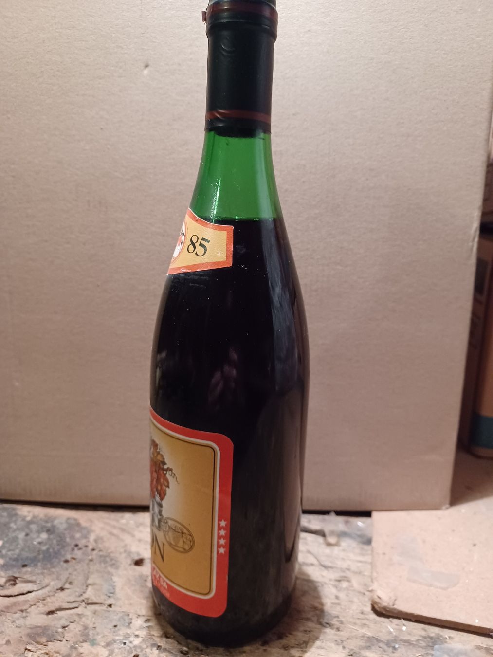 Vino: bouteille de vin ancienne – Nuovo e nell'imballaggio originale da Soyhières venduto da 5jm_5czl 2