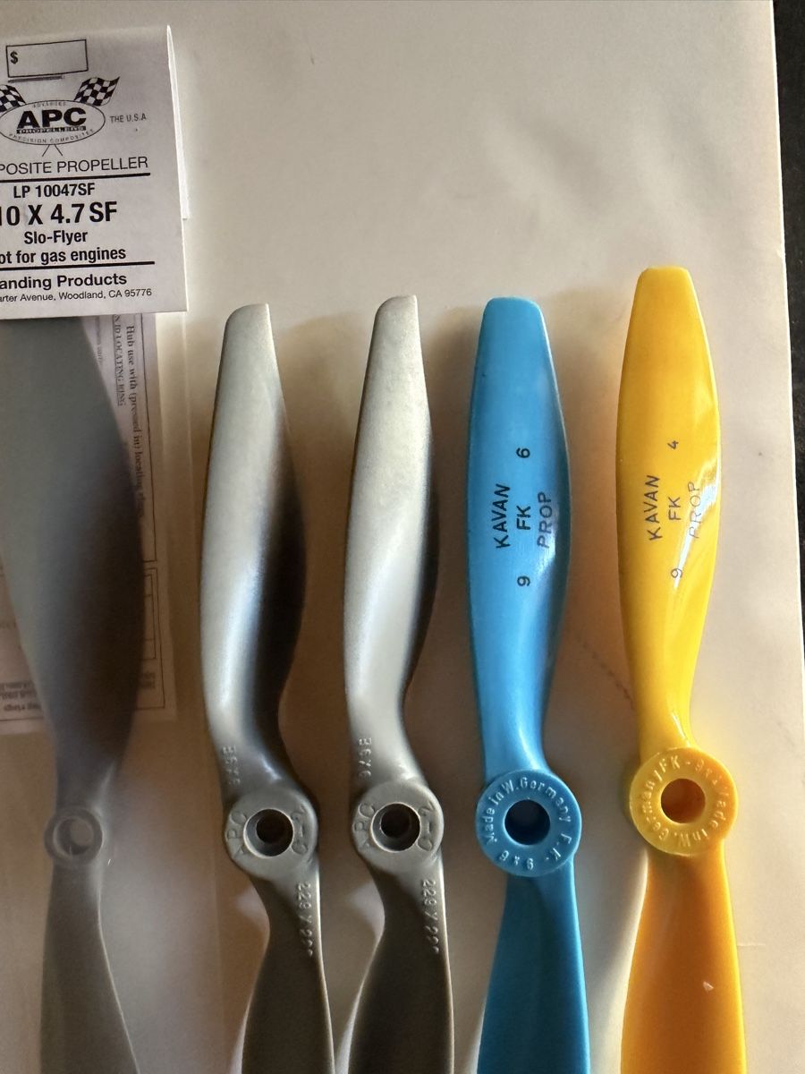 Modellismo RC: LOT  DE  11  HÉLICES  NEUVES – Nuovo (secondo la descrizione) da Apples venduto da Gasscret 5
