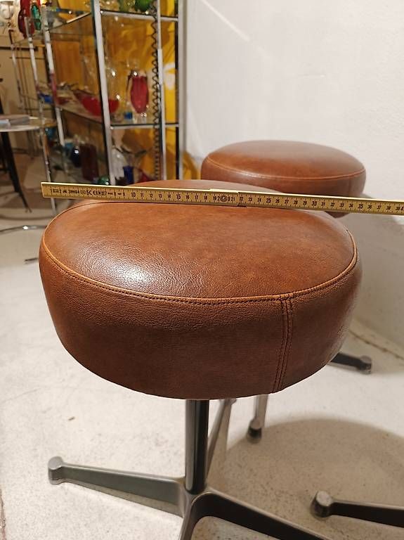 Sgabelli: Eames vintage Design Hocker – Usato da Zürich venduto da style-and-design.zh 4