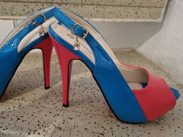 Schuhe Pumps / Sandalette Gr. 39 neu