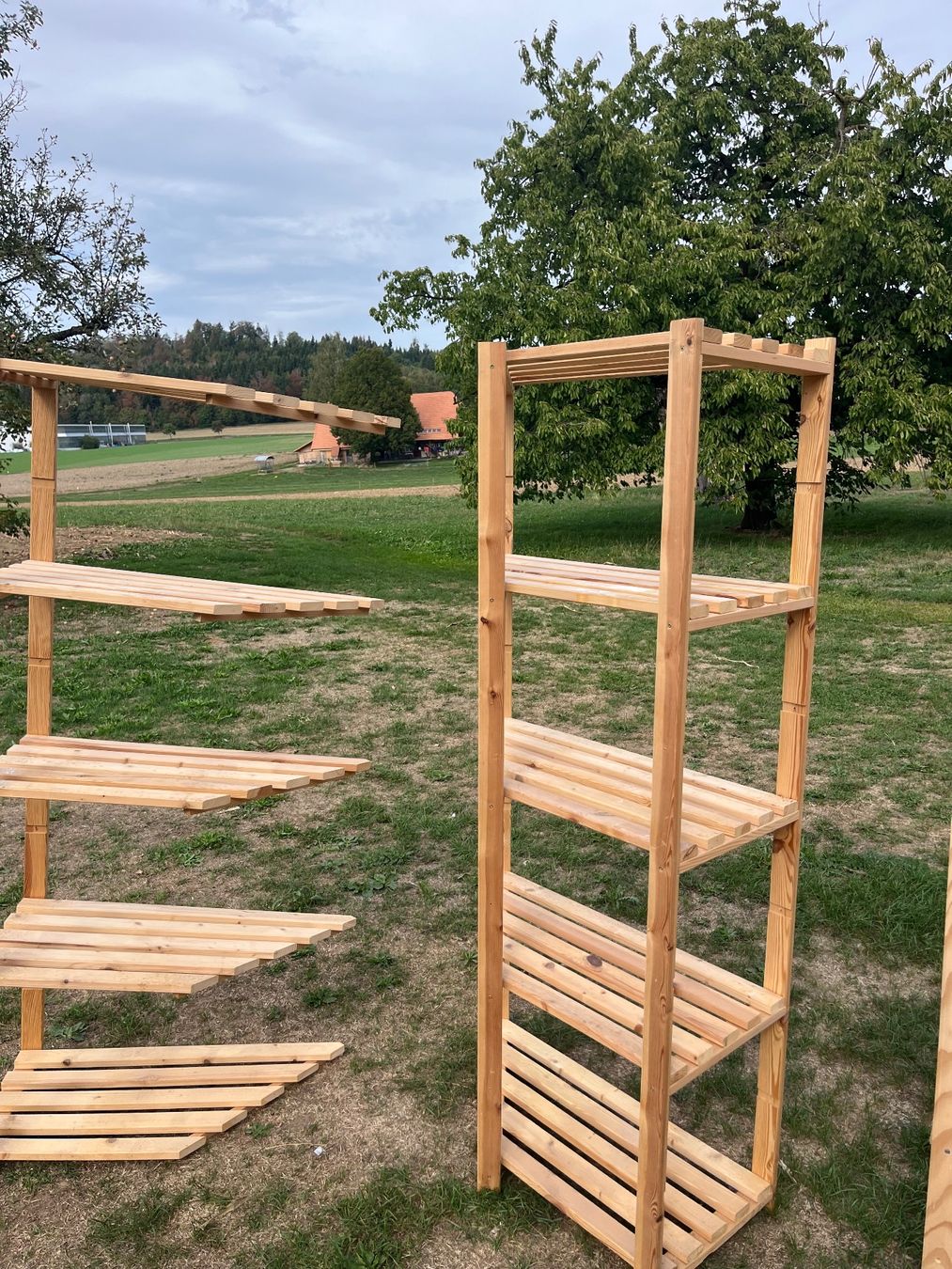Scaffali: Keller Eckregal und Regal Holz – Usato da Allmendingen b. BE venduto da juair 5