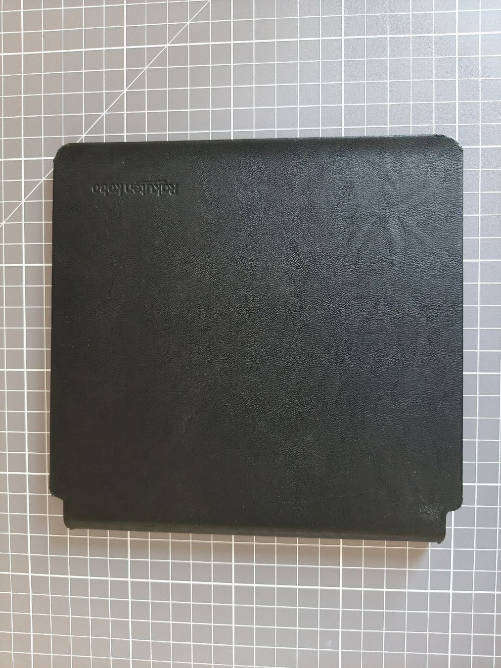 Kobo Covers & Borse: Kobo Sage Power Cover – Usato da Lausanne venduto da jam_2yx7 2