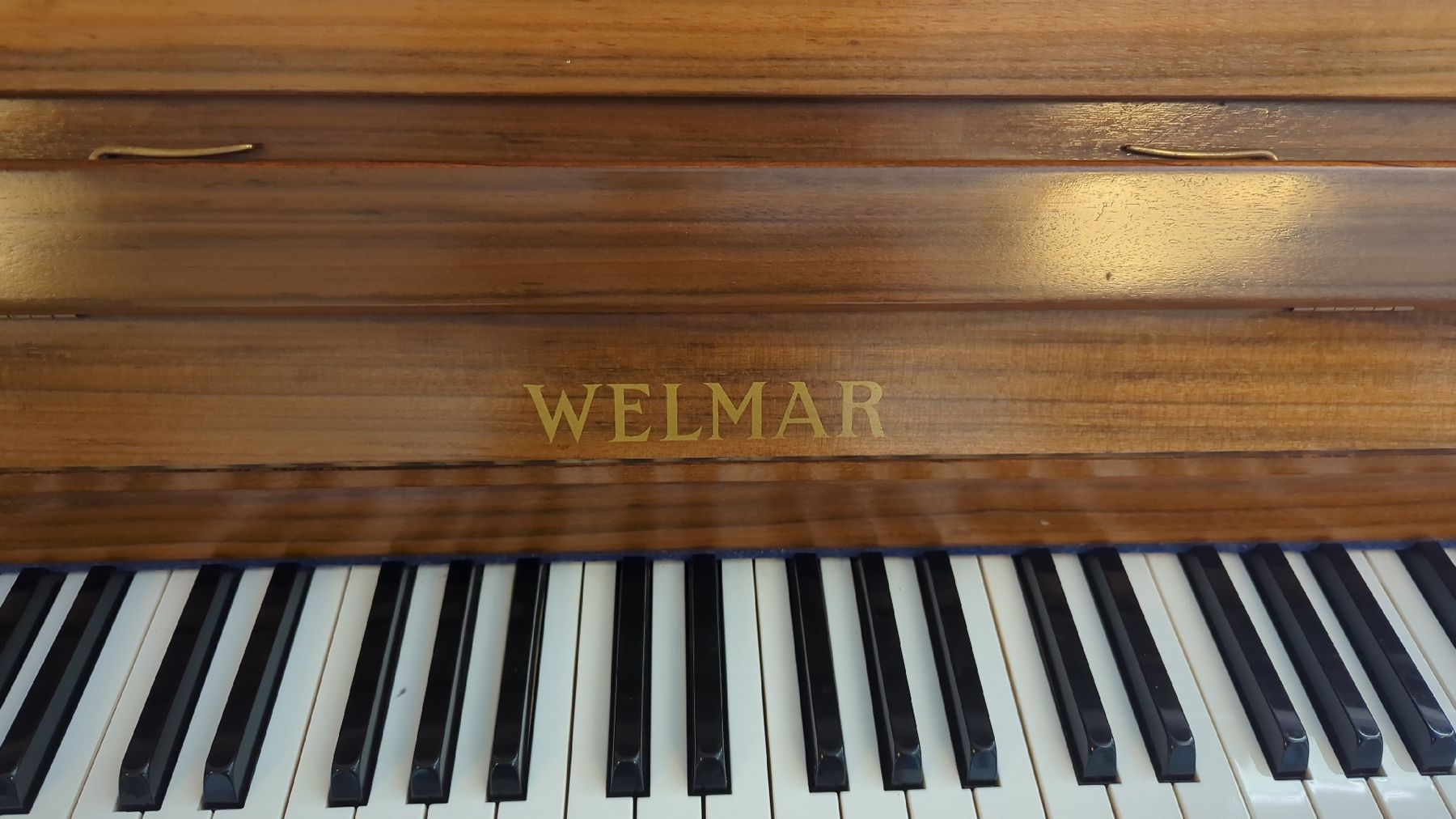 Strumenti musicali: Klavier WELMAR – Usato da Lyss venduto da 3250er 1
