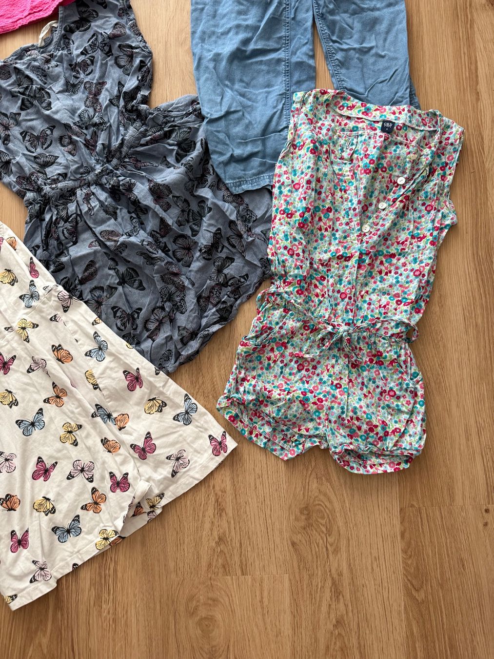 H&M Lotti & Set di vestiti: Sommerkleiderset Gr140 – Usato da Sarnen venduto da Pinoccio6 3