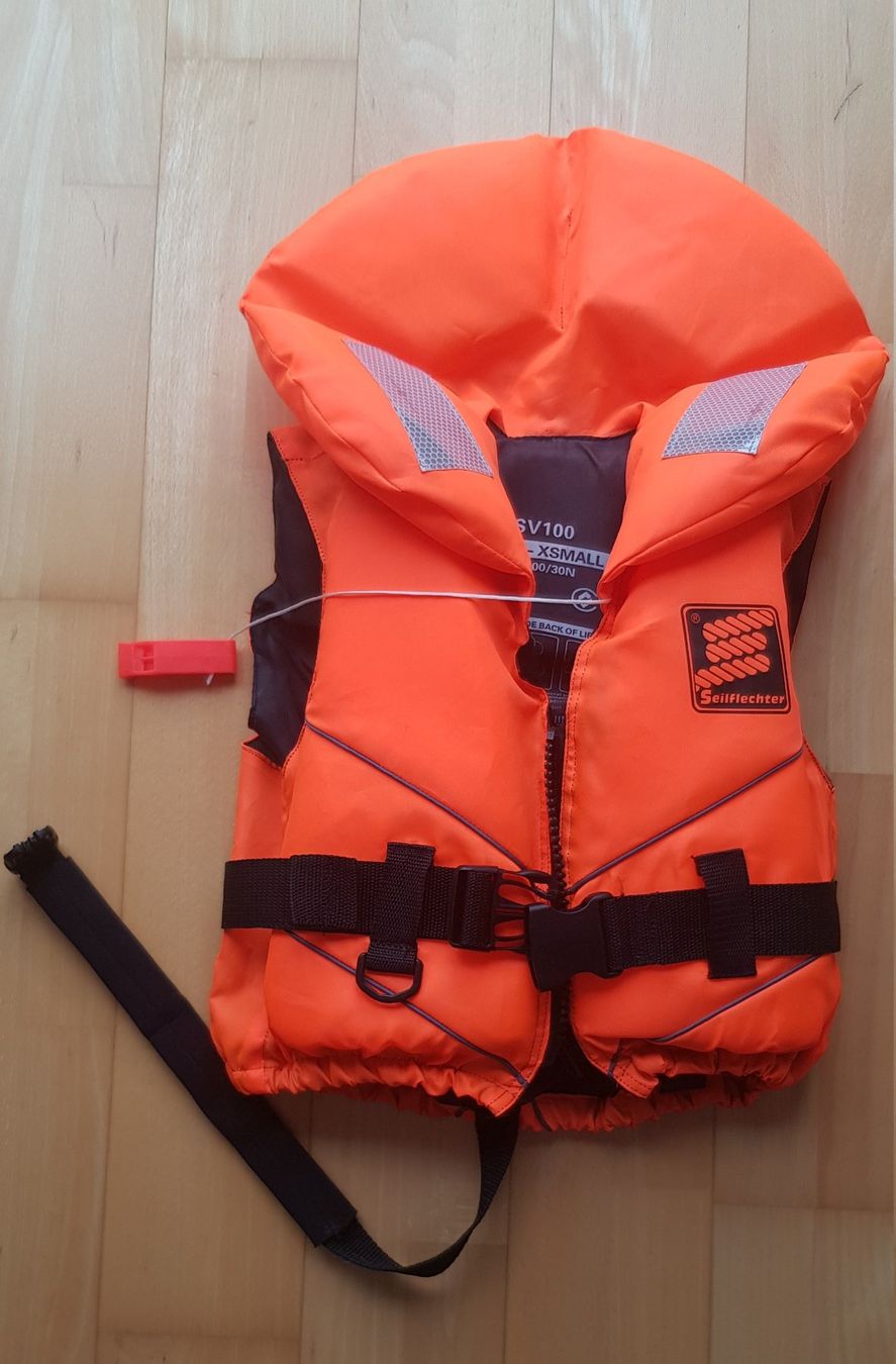 Giubbotti di salvataggio: Schwimmweste Seilflechter – Usato da Wetzikon ZH venduto da eisblumenfenster