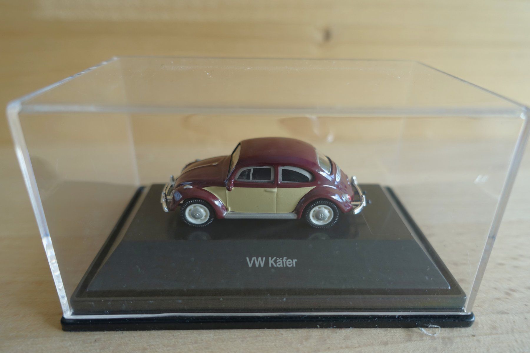 Volkswagen Modellini d'auto: VW Käfer, Schuco Art. 253579. – Usato da Horw venduto da SwissSteamMemories 2