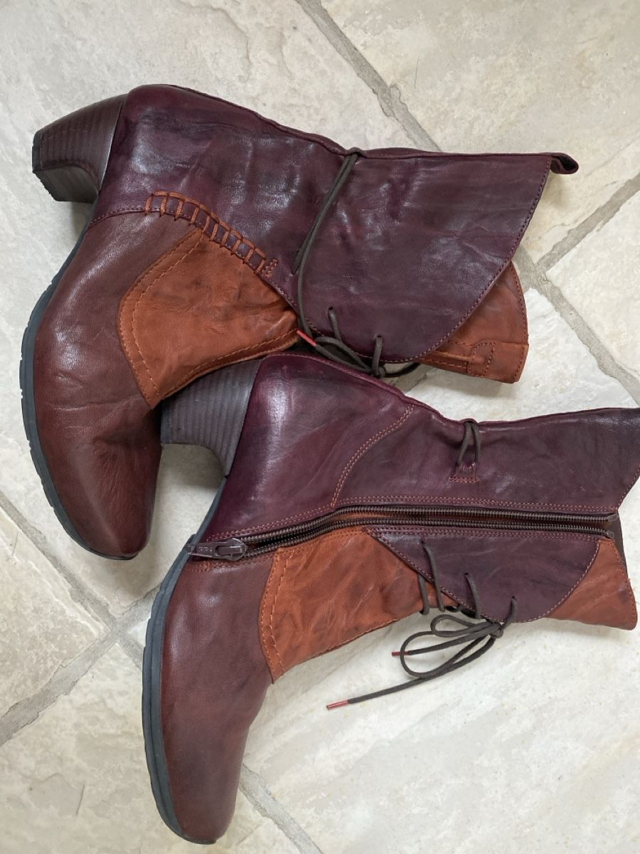 Think Scarpe da donna: Think bottines 36,5 magnifiques ! – Usato da Neuchâtel venduto da malv 1