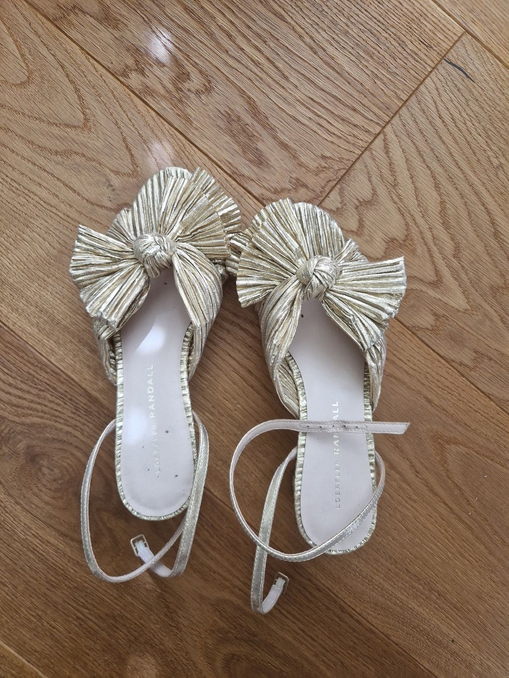 Damenschuhe: Loeffler Randall Sandalen gold – Gebraucht aus Eschenbach SG von SanFranciscoCalifornia 9
