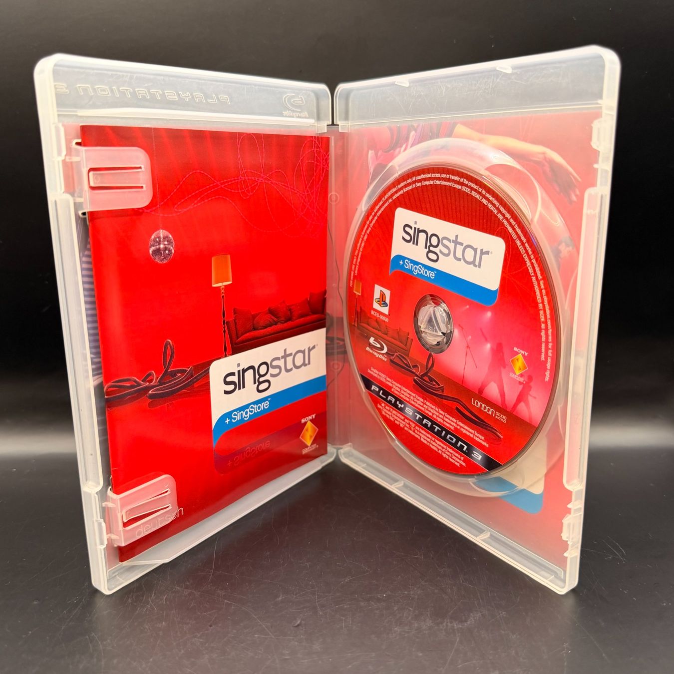 Sony Giochi: Playstation 3 Singstar + SingStore – Usato da Düdingen venduto da Nerdworld 2